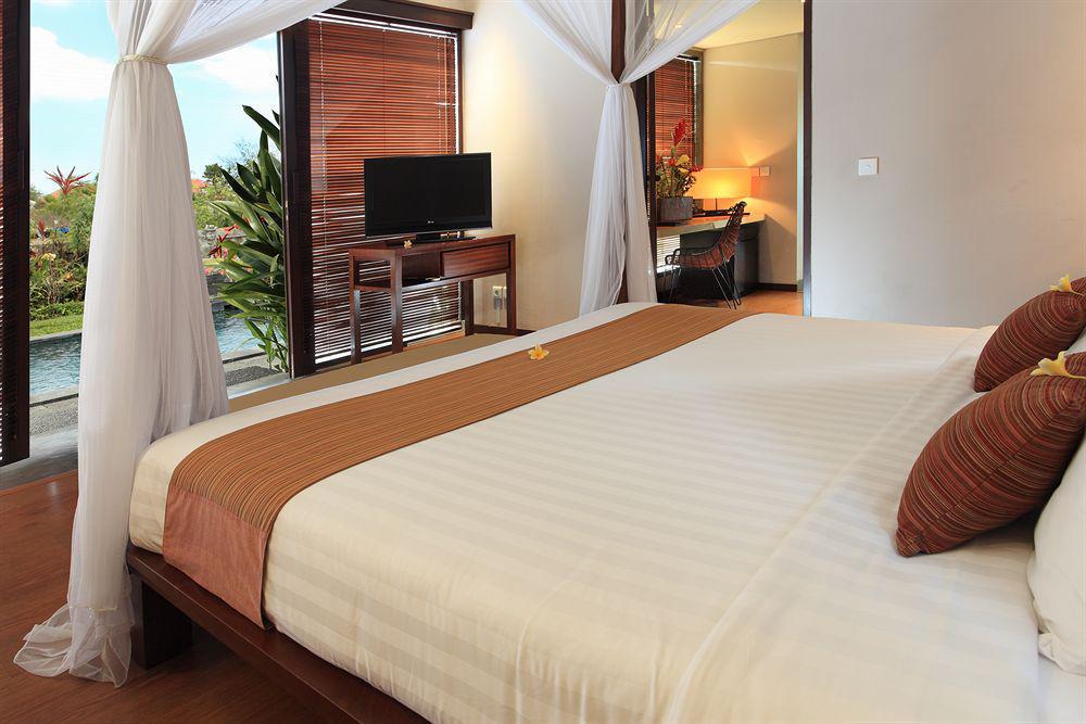 Swiss-Belhotel Bay View Villa Nusa Dua  Exterior photo